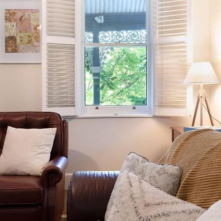 Charming On Charles Villa Launceston Bagian luar foto